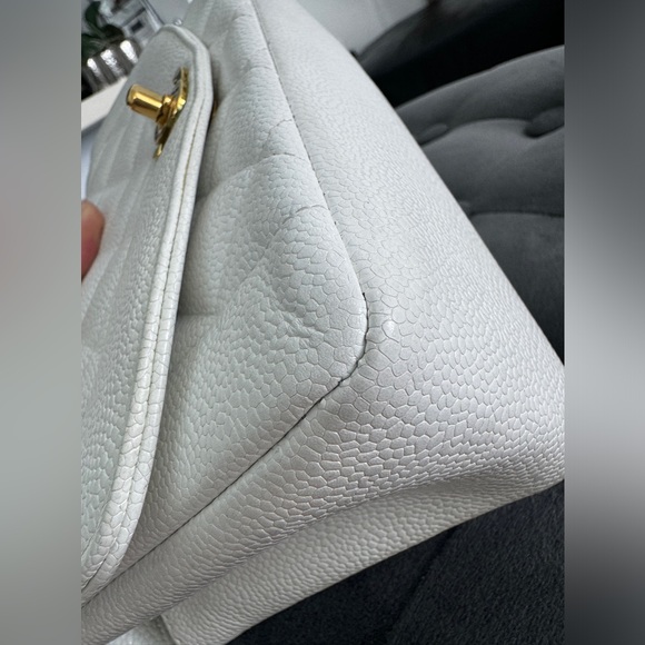 LOT 1286 RARE‼️SMALL 22‼️24K gold plated CHANEL vintage caviar leather DIANA bag - Picture 8 of 16